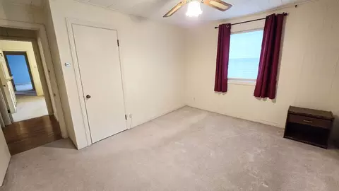 Bedroom - 630 Short St, Centralia, IL 62801 photo 3 of 10