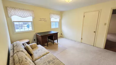 Bedroom - 630 Short St, Centralia, IL 62801 photo 6 of 10
