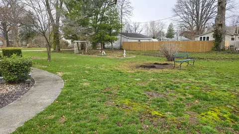 Exterior - 630 Short St, Centralia, IL 62801 photo 4 of 11
