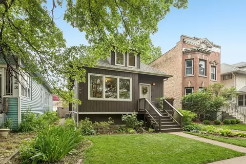 819 S Lombard Ave, Oak Park, IL 60304