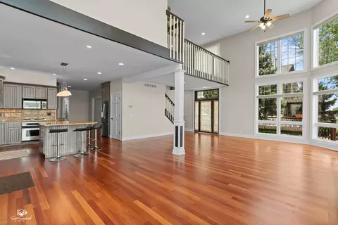 Living - 8043 Tamarack Ln, Morris, IL 60450 photo 5 of 7