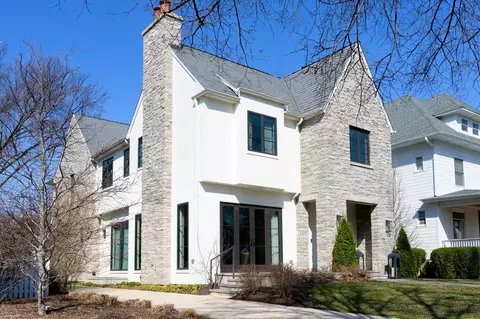 176 S Arlington Ave, Elmhurst, IL 60126