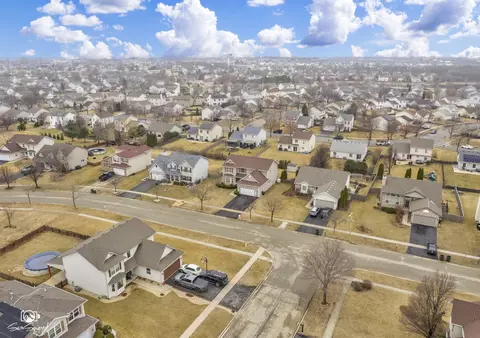 View/Area - 25164 S Plainview Dr, Channahon, IL 60410 photo 3 of 5