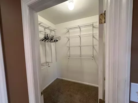 Other - 327 Royal Oak Dr, Steger, IL 60475 photo 6 of 10