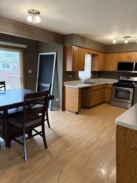 Kitchen - 7013 Manchester Dr, Plainfield, IL 60586 photo 1 of 2