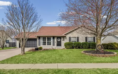1710 Magnolia Dr, Saint Joseph, IL 61873
