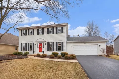 570 Violet Ln, Batavia, IL 60510