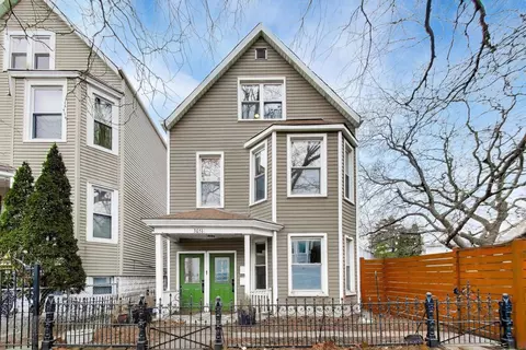 3051 N Drake Ave, Chicago, IL 60618