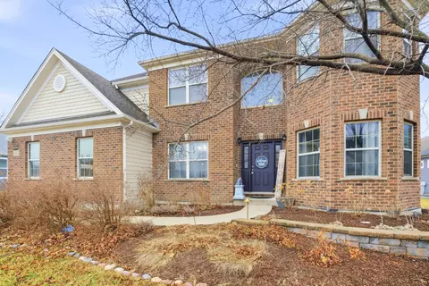 Exterior - 635 Slate Run, Elgin, IL 60124 photo 2 of 5