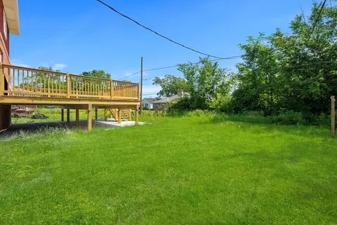 Exterior - 15243 7th Ave, Phoenix, IL 60426 photo 4 of 7