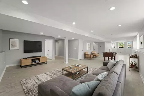 Other - 15243 7th Ave, Phoenix, IL 60426 photo 9 of 12