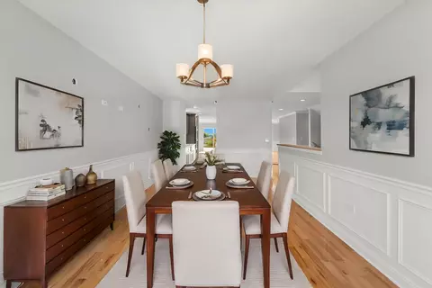 Dining - 15243 7th Ave, Phoenix, IL 60426 photo 1 of 1