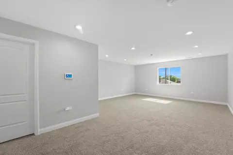 Other - 15243 7th Ave, Phoenix, IL 60426 photo 4 of 12
