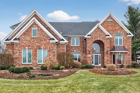 38 W509 Golfview Ct, Saint Charles, IL 60175