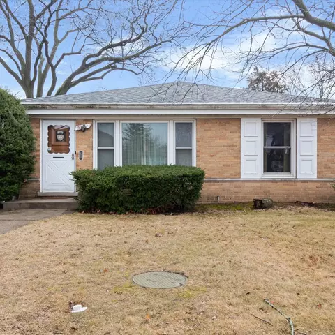 5341 Greenleaf St, Skokie, IL 60077