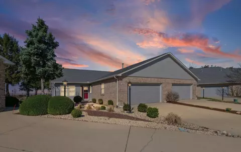1019 Pheasant Cir, Savoy, IL 61874