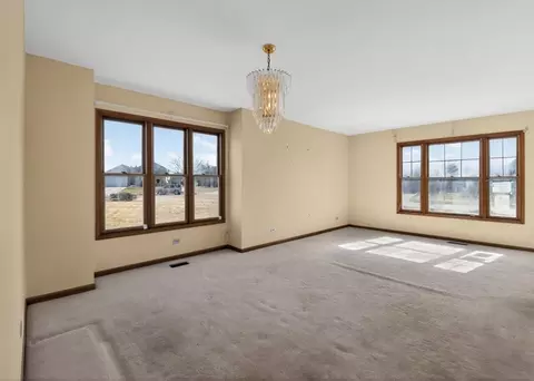 3902 Edgewater Dr, Hazel Crest, IL 60429 photo 11