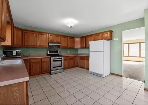 3902 Edgewater Dr, Hazel Crest, IL 60429 photo 13