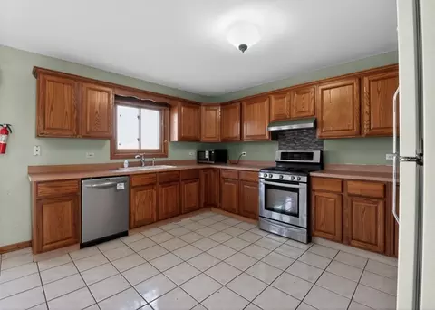 3902 Edgewater Dr, Hazel Crest, IL 60429 photo 14