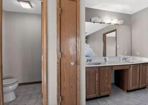 3902 Edgewater Dr, Hazel Crest, IL 60429 photo 22