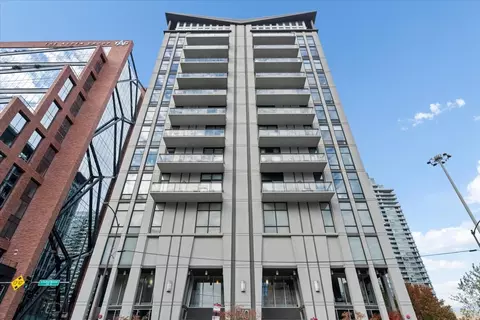 740 W Fulton St #503, Chicago, IL 60661