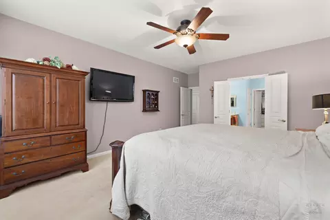 Bedroom - Undisclosed, Elgin, IL 60124 photo 3 of 3
