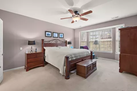 Bedroom - Undisclosed, Elgin, IL 60124 photo 2 of 3
