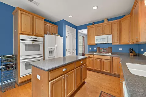 Kitchen - Undisclosed, Elgin, IL 60124 photo 3 of 6