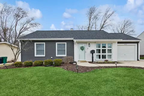 10256 Hibiscus Dr, Orland Park, IL 60462