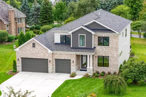 235 Plainfield Ct, Vernon Hills, IL 60061