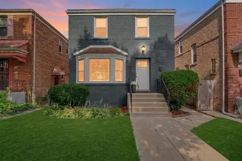 9332 S Bishop St, Chicago, IL 60620
