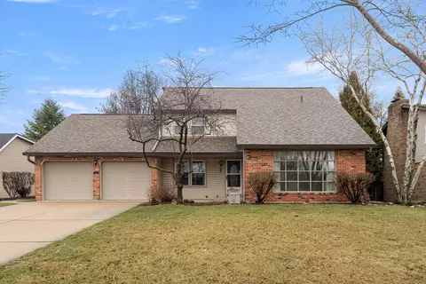 302 Meadow Dr, Shorewood, IL 60404