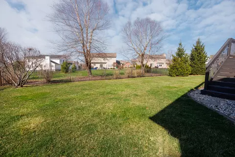 Exterior - 2709 Piney Run, Bloomington, IL 61705 photo 5 of 10