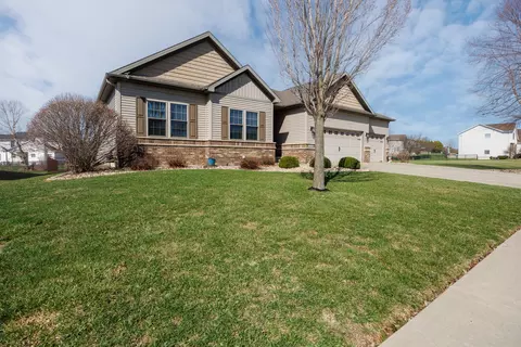 Exterior - 2709 Piney Run, Bloomington, IL 61705 photo 9 of 10