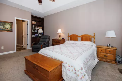 Bedroom - 2709 Piney Run, Bloomington, IL 61705 photo 2 of 12