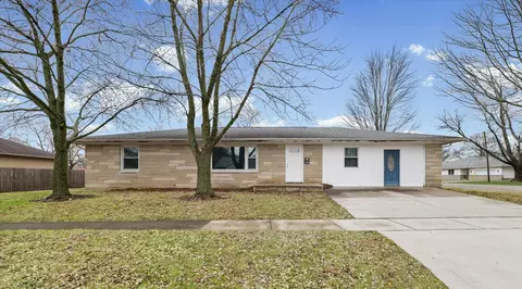 502 S Piatt St, Monticello, IL 61856