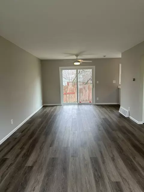 Living - 1322 Croton Ct #A, Aurora, IL 60506 photo 2 of 2