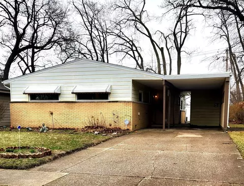 Exterior - 17322 Forestway Dr, East Hazel Crest, IL 60429 photo 2 of 6