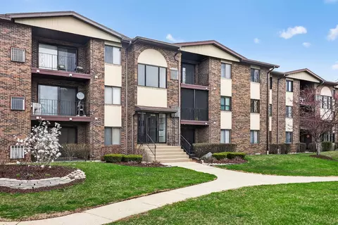 13911 Laramie Ave #122, Crestwood, IL 60418
