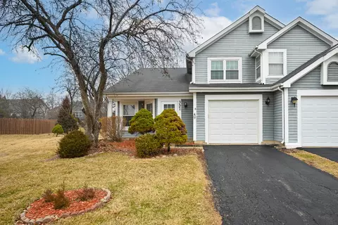357 Cedar Ct, Carol Stream, IL 60188
