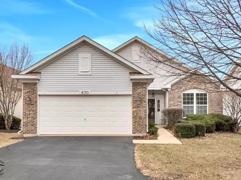 670 S Wellston Ln, Romeoville, IL 60446