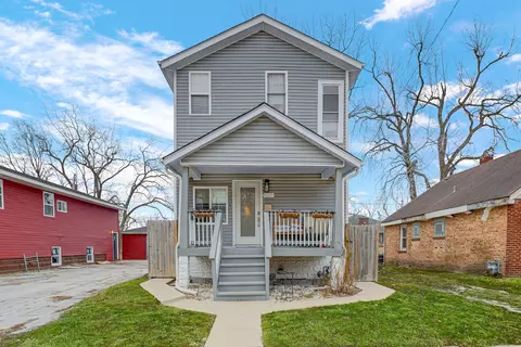 15325 5th Ave, Phoenix, IL 60426