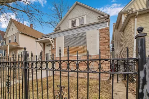 635 N Lorel Ave, Chicago, IL 60644