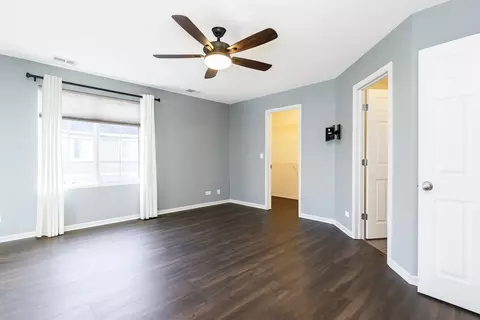 Bedroom - 3374 Cameron Dr, Elgin, IL 60124 photo 2 of 2