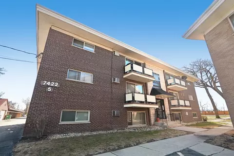7422 W 111th St #510, Worth, IL 60482