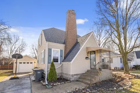 3359 Ann St, Lansing, IL 60438