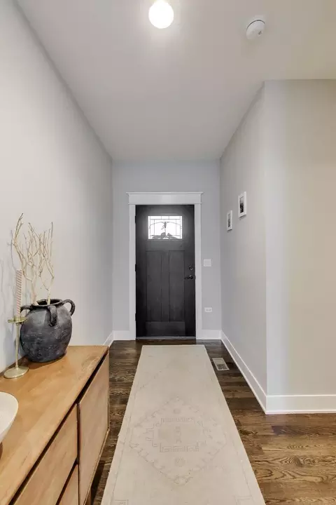 Entry Way - 613 Bourbon Ct, Naperville, IL 60565 photo 2 of 4
