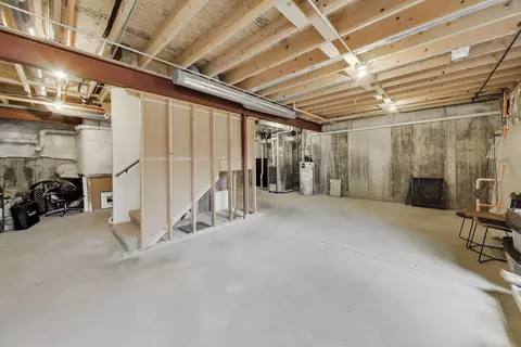 Other - 613 Bourbon Ct, Naperville, IL 60565 photo 4 of 5