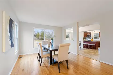 Dining - 1294 Hunters Rdg E, Hoffman Estates, IL 60192 photo 2 of 6
