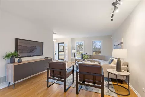 Other - 1294 Hunters Rdg E, Hoffman Estates, IL 60192 photo 3 of 6